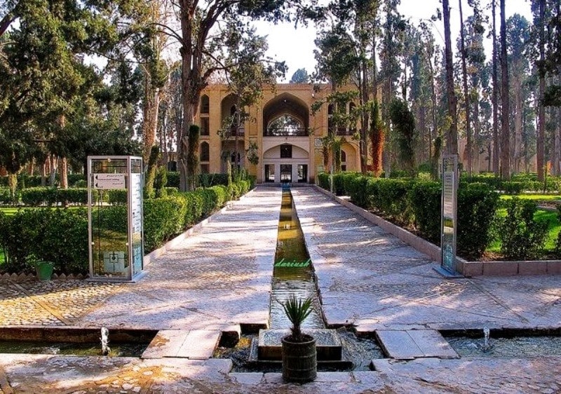 Fin Kashan Garden, the most famous Iranian garden registered in UNESCO